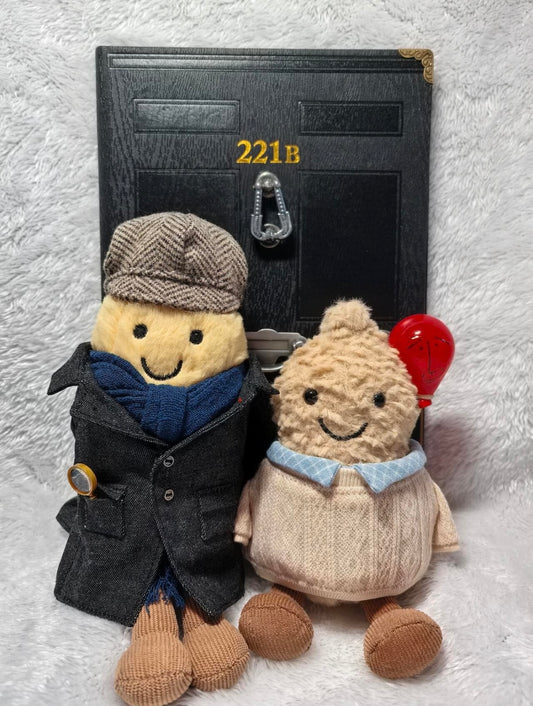 Amuseable Peanut & French Fries Sherlock Style Outfit Set