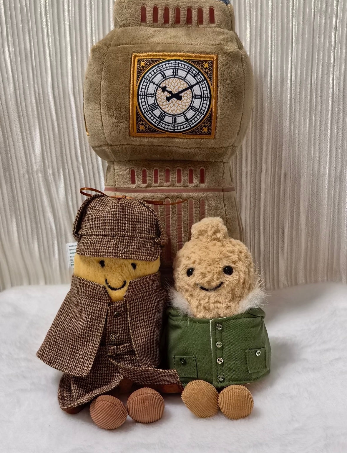 Amuseable Peanut & French Fries Classic Sherlock Outfit Set