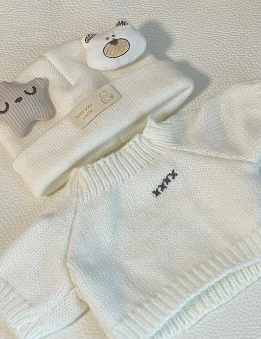 Bartholomew Bear Cosy Knit Sweater & Beanie Set