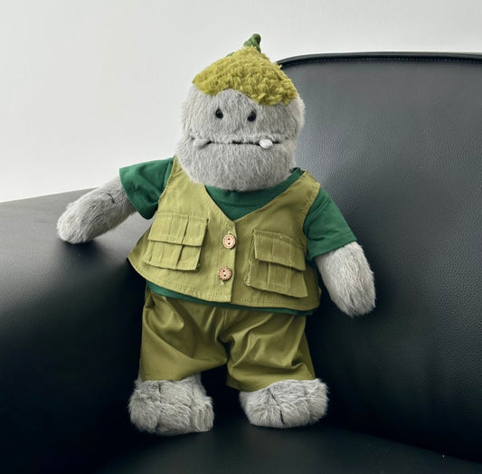 Rockleton wearing safari explorer set on sofa