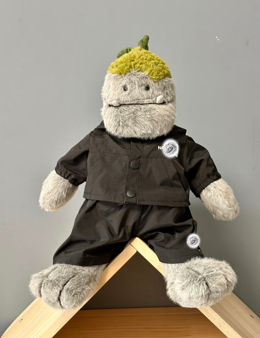 Rockleton wearing all black co-ord set with crop jacket and shorts