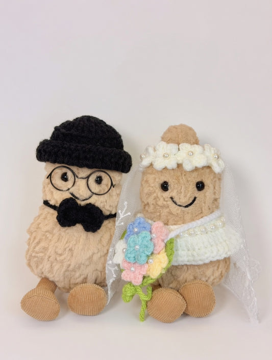 Amusable Peanut Wedding Couple Outfit