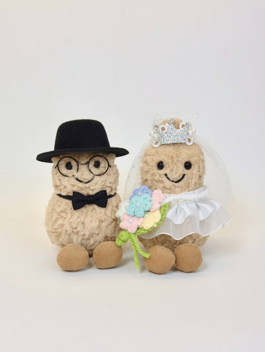 Amusable Peanut Wedding Couple Outfit